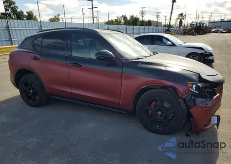 2022 Alfa Romeo Stelvio Ti z USA, uszkodzony, nr VIN ZASPAKBN5N7D48267